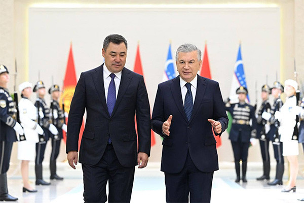 Қирғизистон Президентини тантанали кутиб олиш маросими бўлди