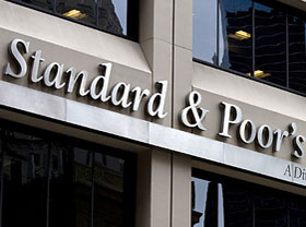Standard & Poor's assigns credit ratings to Ravnaq-bank