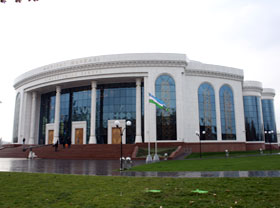 Architectural Epigraphy considered in Tashkent