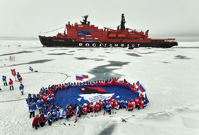 Uzbek Schoolgirl to Join International Arctic Expedition to the North Pole