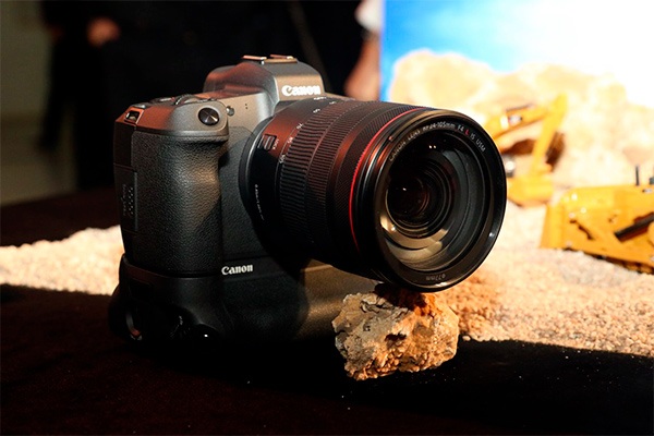 Canon presents new full-frame mirrorless EOS R camera in Uzbekistan