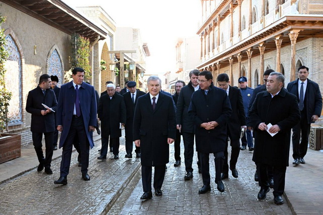 President of Uzbekistan Inspects Renovated Zarkainar Street and Tourism Facilities in Tashkent’s Old City