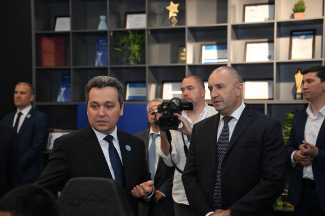 Bolgariya yetakchisi IT Park Uzbekistan faoliyati bilan tanishdi