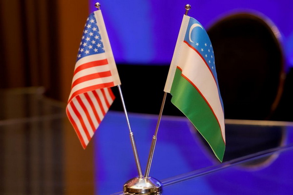 President of Uzbekistan orders talks with U.S. on easing visa requirements for Uzbek citizens