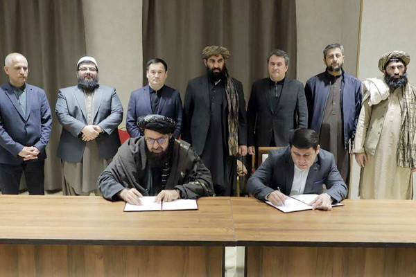 A new contract for the operation of the Hairatan - Mazar-i-Sharif railway was signed