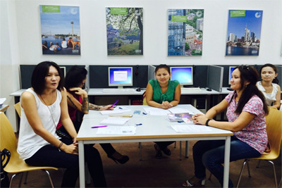 Karakalpak teachers attend training on use of social network to promote cultural products