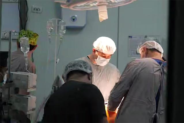 Буxoрoда дастлабки жигар трансплантацияси муваффақиятли ўтказилди
