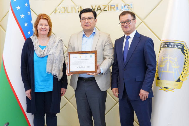 O'zbekistonda inson huquqlari loyihasi muhokama qilindi