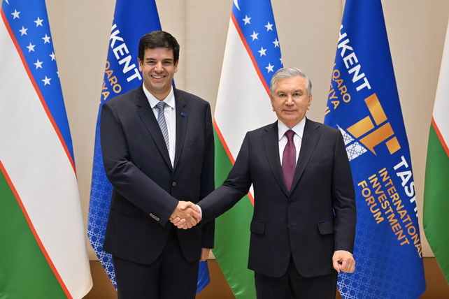 President of Uzbekistan Meets with Euronews Chairman Pedro Vargas