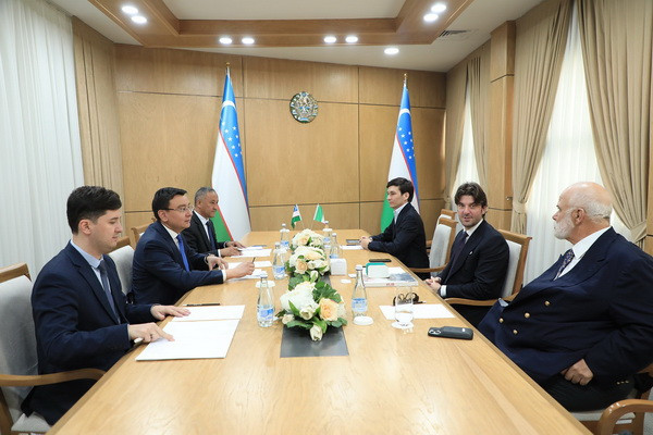 Issues and proposals for new types of VIP services and their implementation in luxury cars of Uzbekistan Temir Yollari trains were discussed