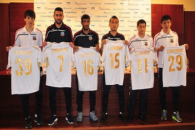 Bunyodkor presents new signees