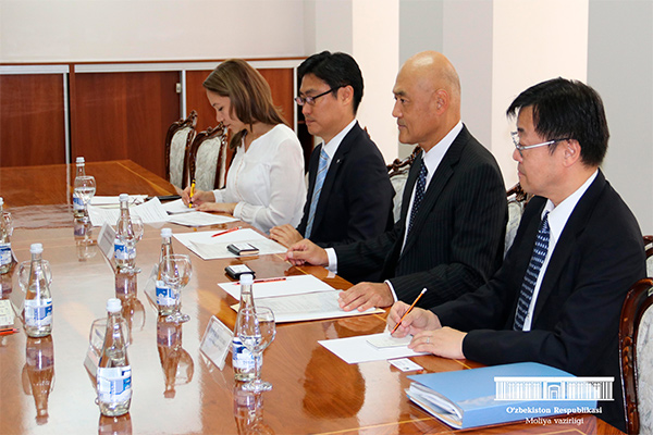 Ministry of Finance hosts a meeting with Japan delegation