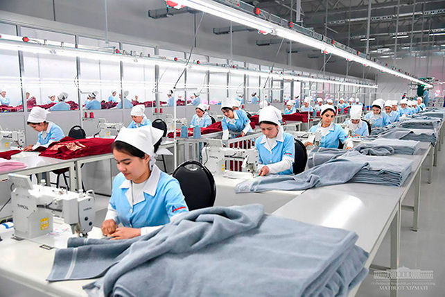 Андижан лидирует по выпуску одежды в Узбекистане