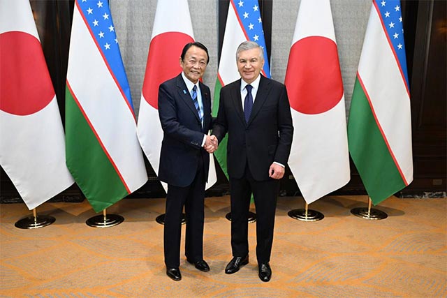 President of Uzbekistan Meets Members of the Parliamentary Friendship League