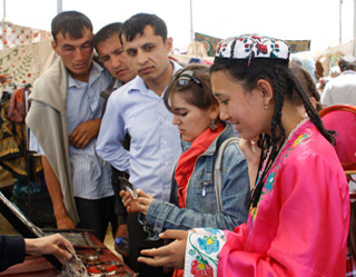 Asrlar Sadosi festival was a success as record 100,000 people visited it