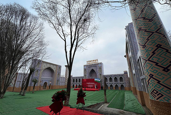 An opening ceremony of the Uzbekistan pavilion takes place in Urumqi