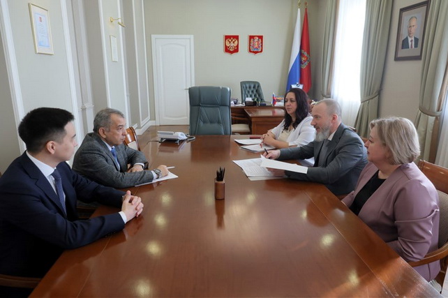 Красноярск ва Ўзбекистон минтақаларлараро ҳамкорликни муҳокама қилди