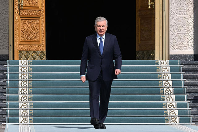 President of Uzbekistan Departs for Belarus