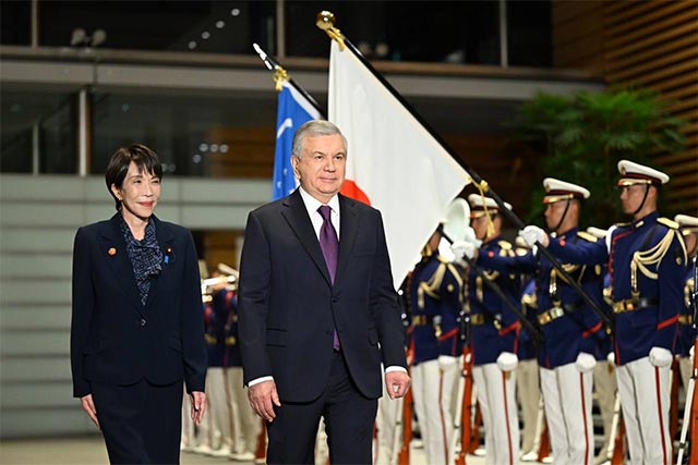 Official Welcoming Ceremony Held for the President of the Republic of Uzbekistan